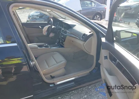 2014 Mercedes-Benz C 300 Sport 4Matic from USA, damaged, VIN WDDGF8AB7EG232711